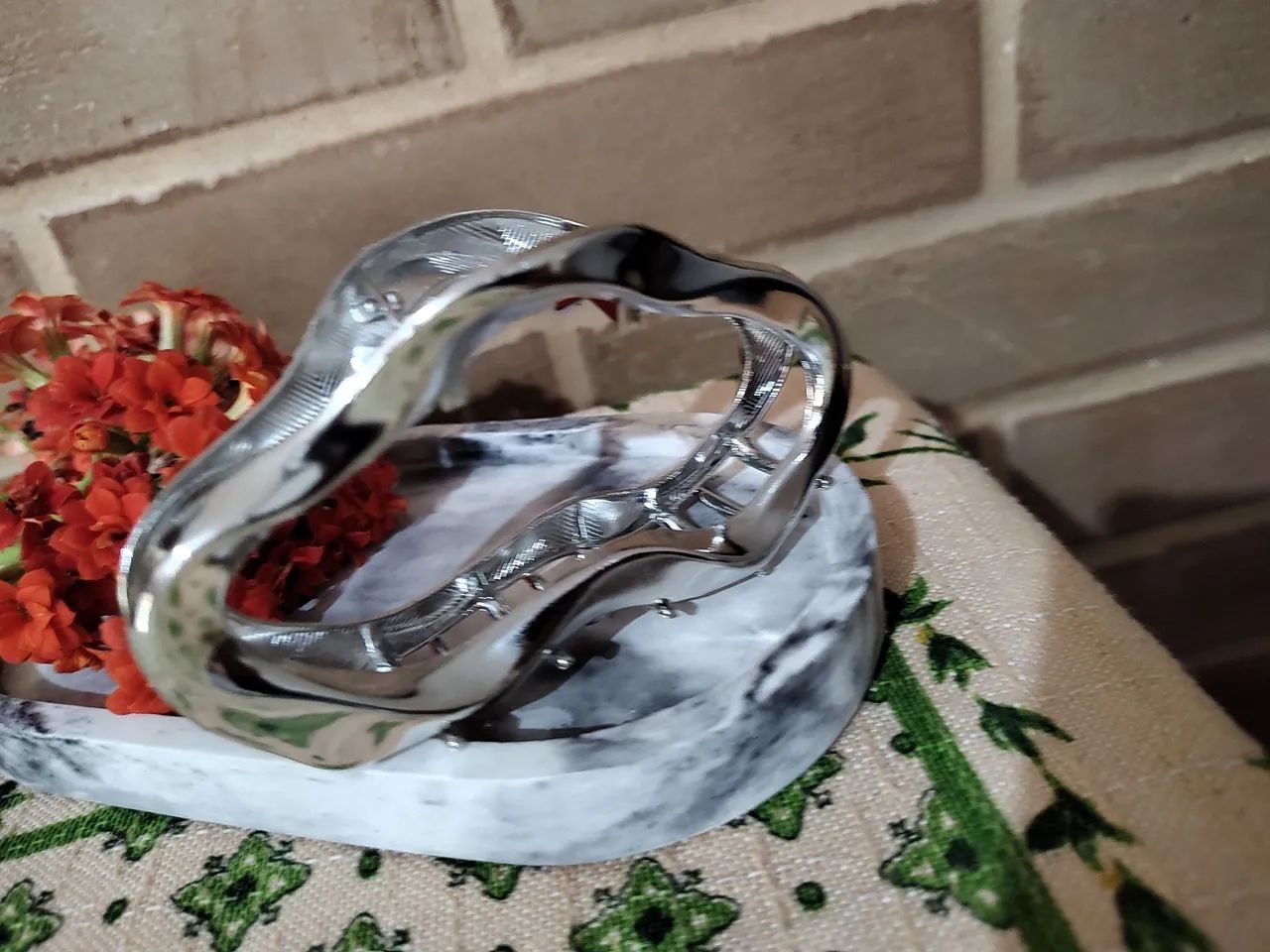 Presilha de cabelo Garra orgânica folheado em ródio branco 