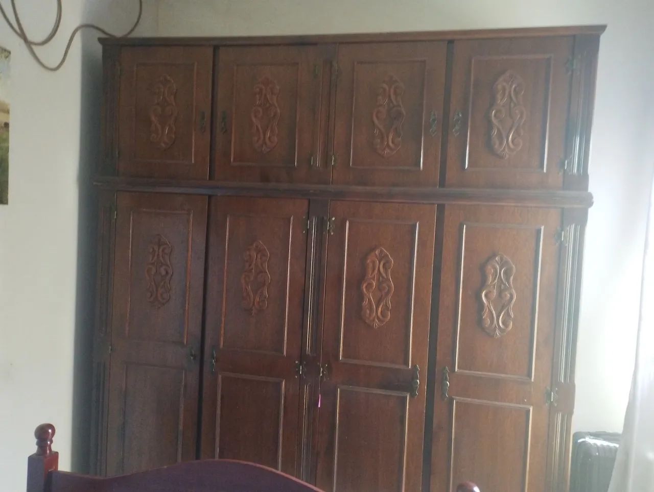 Guarda-Roupa de Madeira Clássico64289078002946124