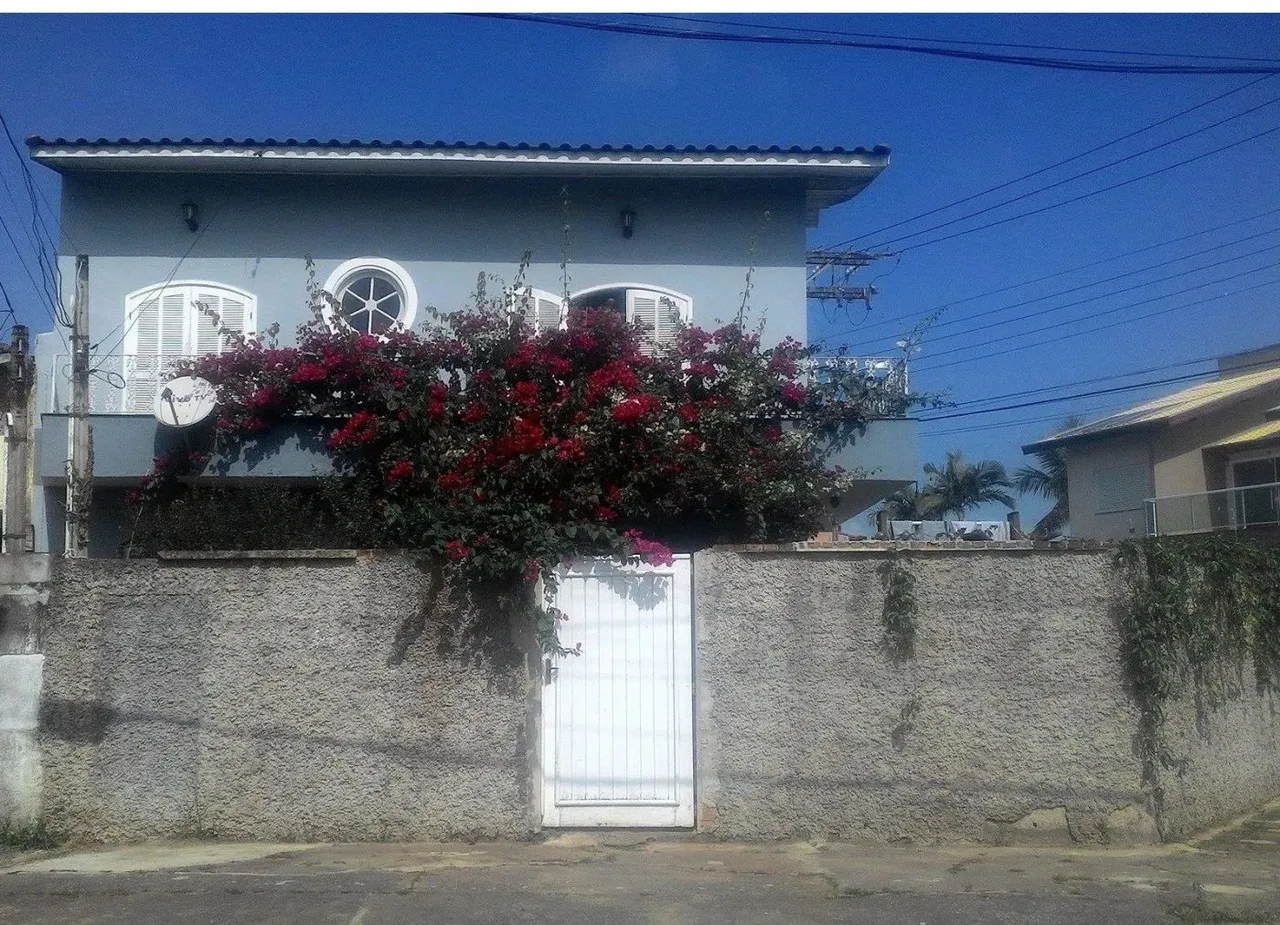 Casa / Sobrado para Venda em Itanhaém, VILA SÃO PAULO, 4 dormitórios, 1 suíte, 3 banheiros
