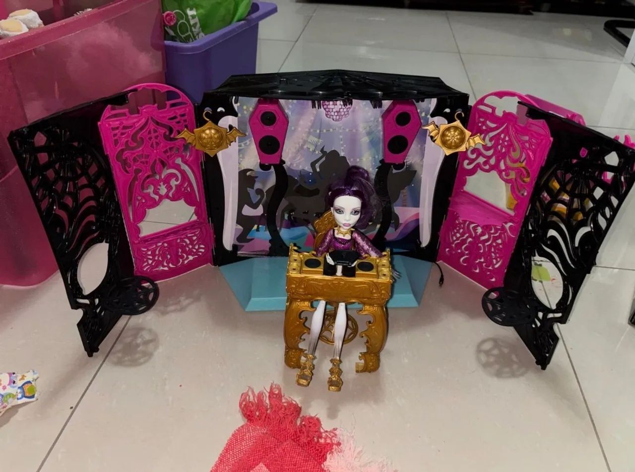 balada monster high com a boneca - Foto 2