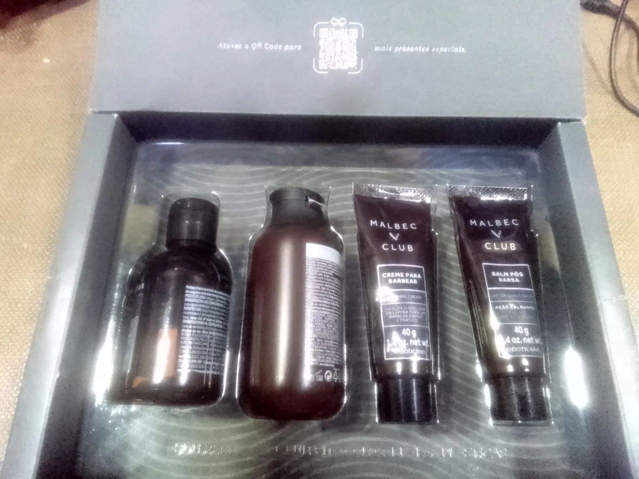 Kit Malbec V Club O Boticário ( caixa com 4 itens)  - Foto 2