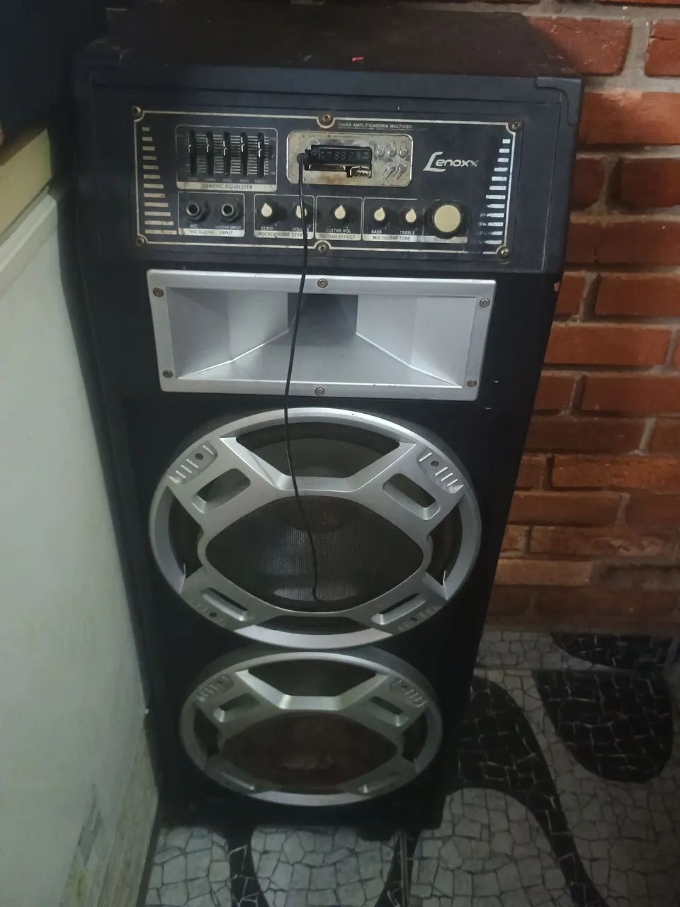 Caixa de Som Lenoxx(COM DESFEITO)