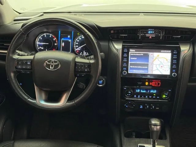 Toyota HILUX SW SRX A4FD 2022 - Foto 4