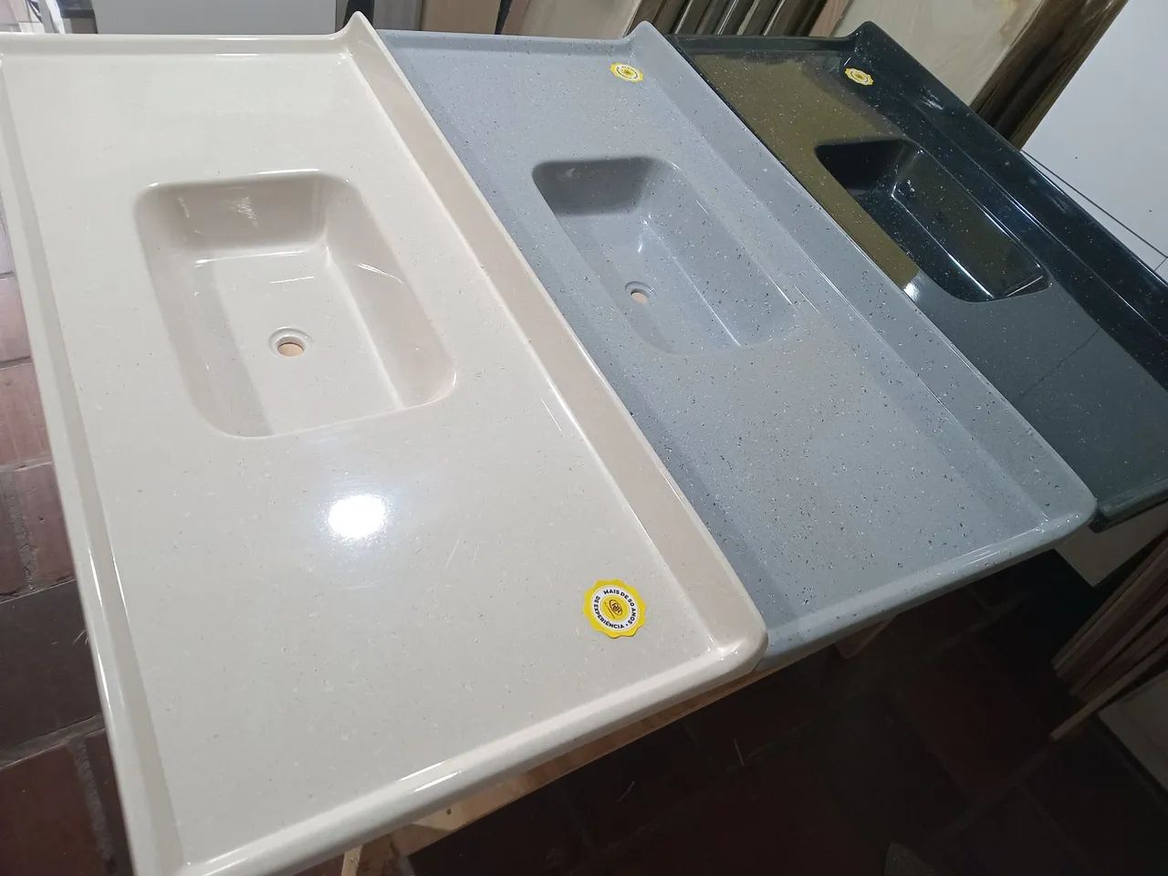 Marble-like sink countertop, brand new. (I deliver)