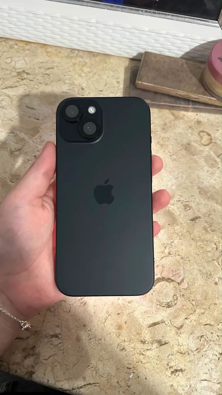 IPHONE 15 128GB SEM MARCAS DE USO