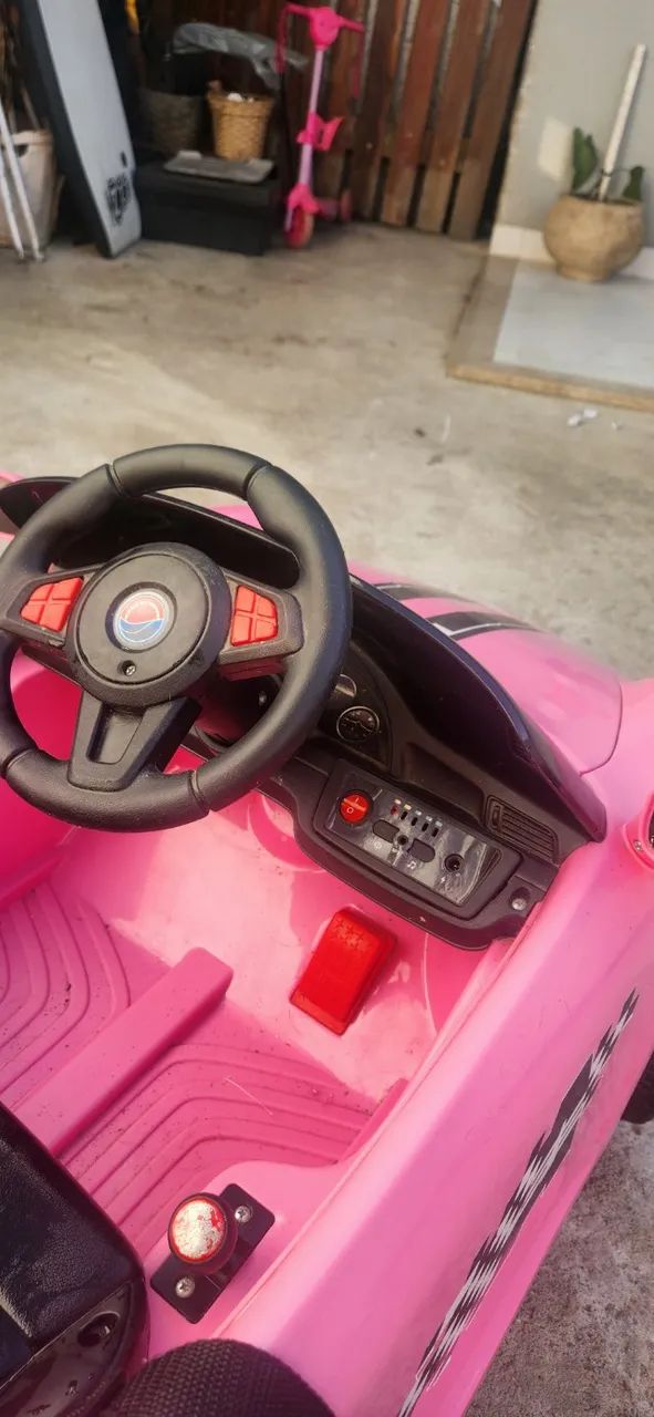 Carrinho infantil estilo Porsche - Foto 2