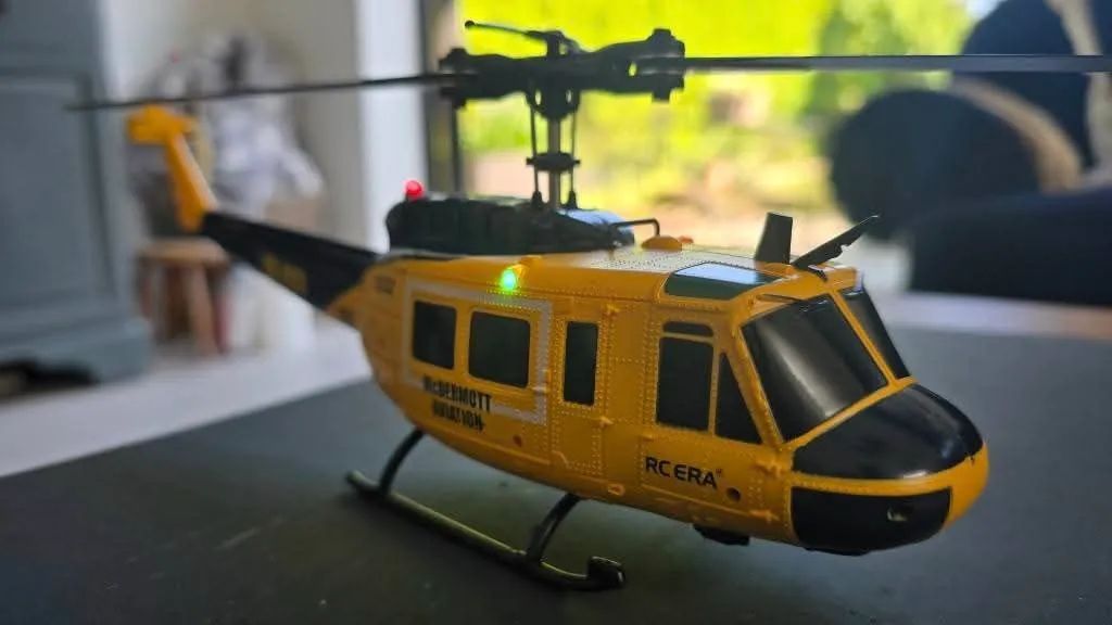 Helicóptero RC ERA C032 Lacrado - Foto 3