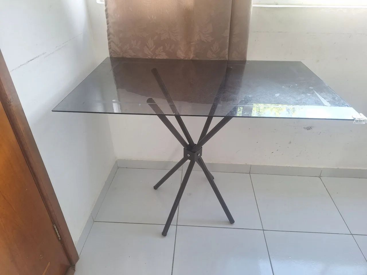 Mesa de vidro tamanho 1m×60cm - Foto 4