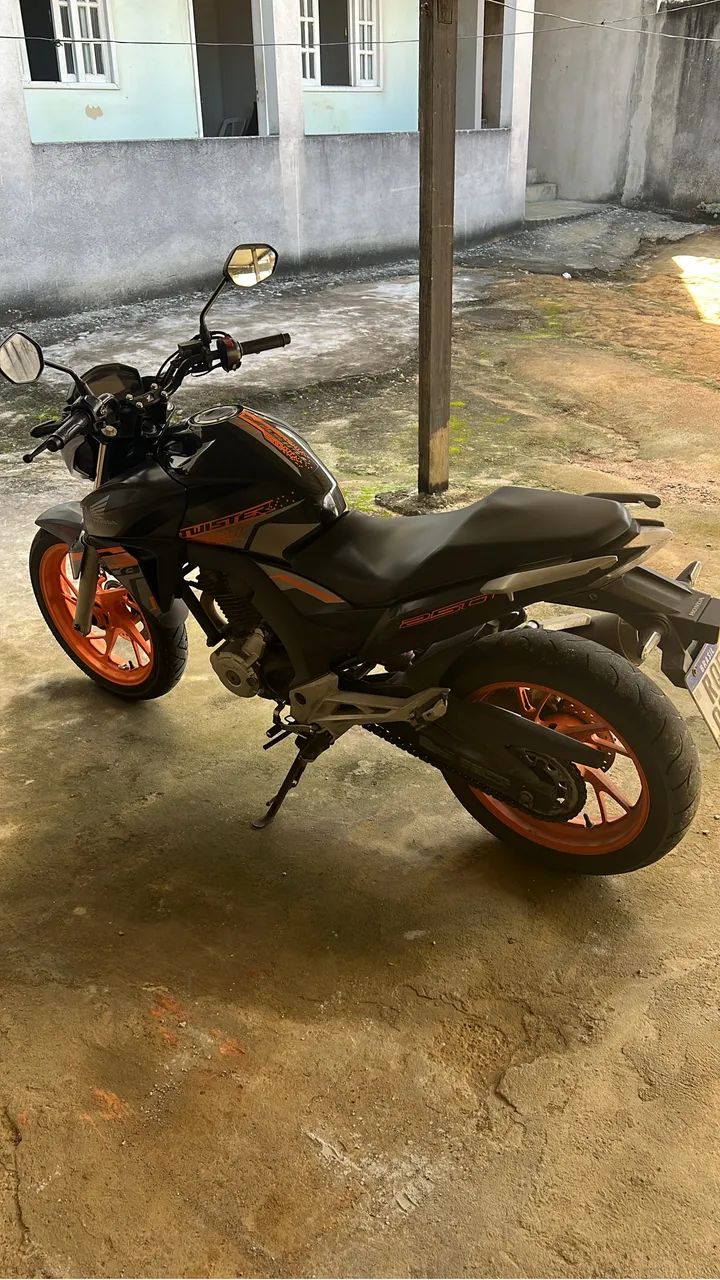 CB Twister
