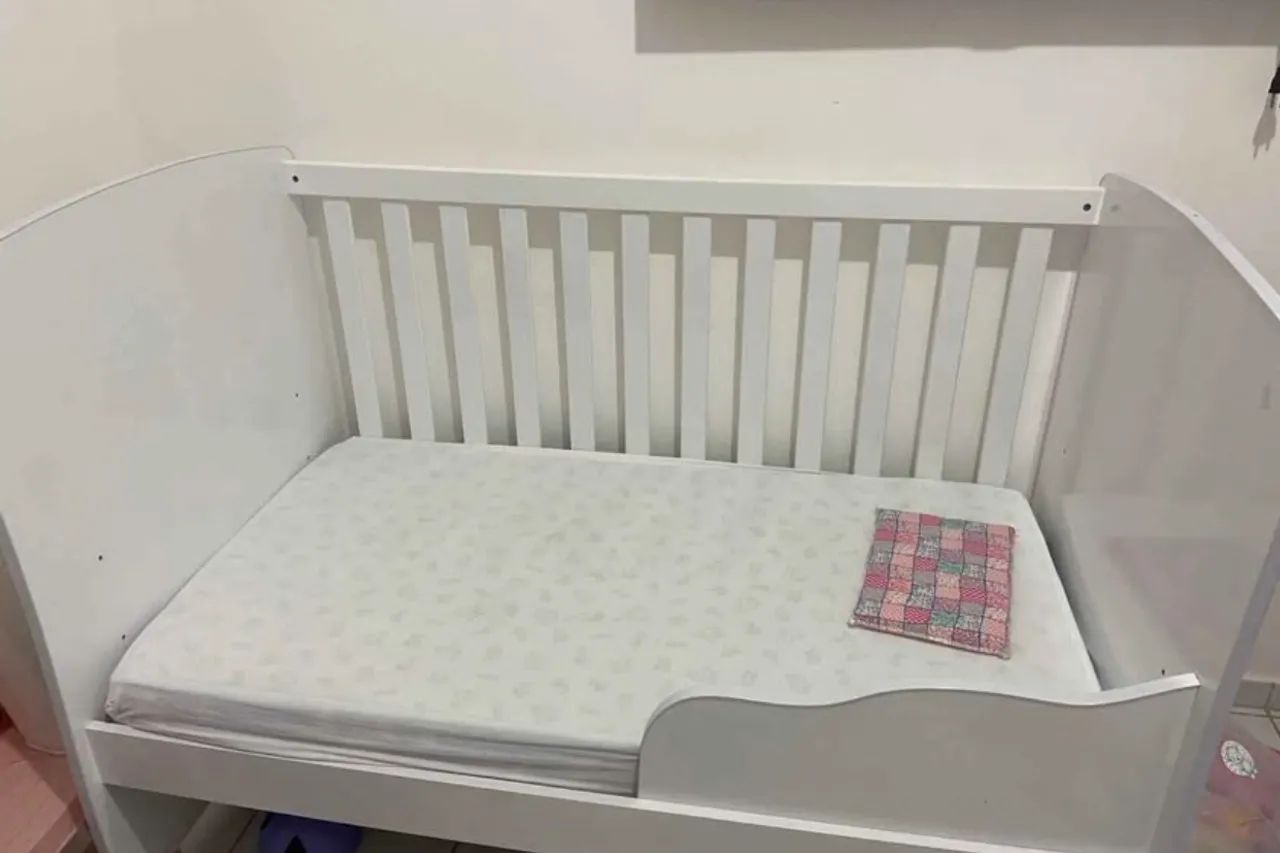 Vendo berço que vira cama 