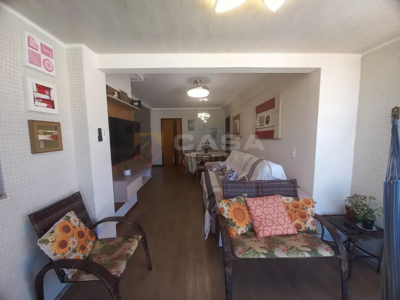 Apartamento de 3 Quartos (Suíte)  Varanda e 2 Vagas Cobertas no Edifício Golden Beach - Foto 2