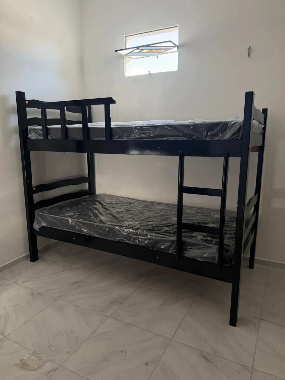 Cama 100% Madeira Maciça - NOVAS 465544849424404483