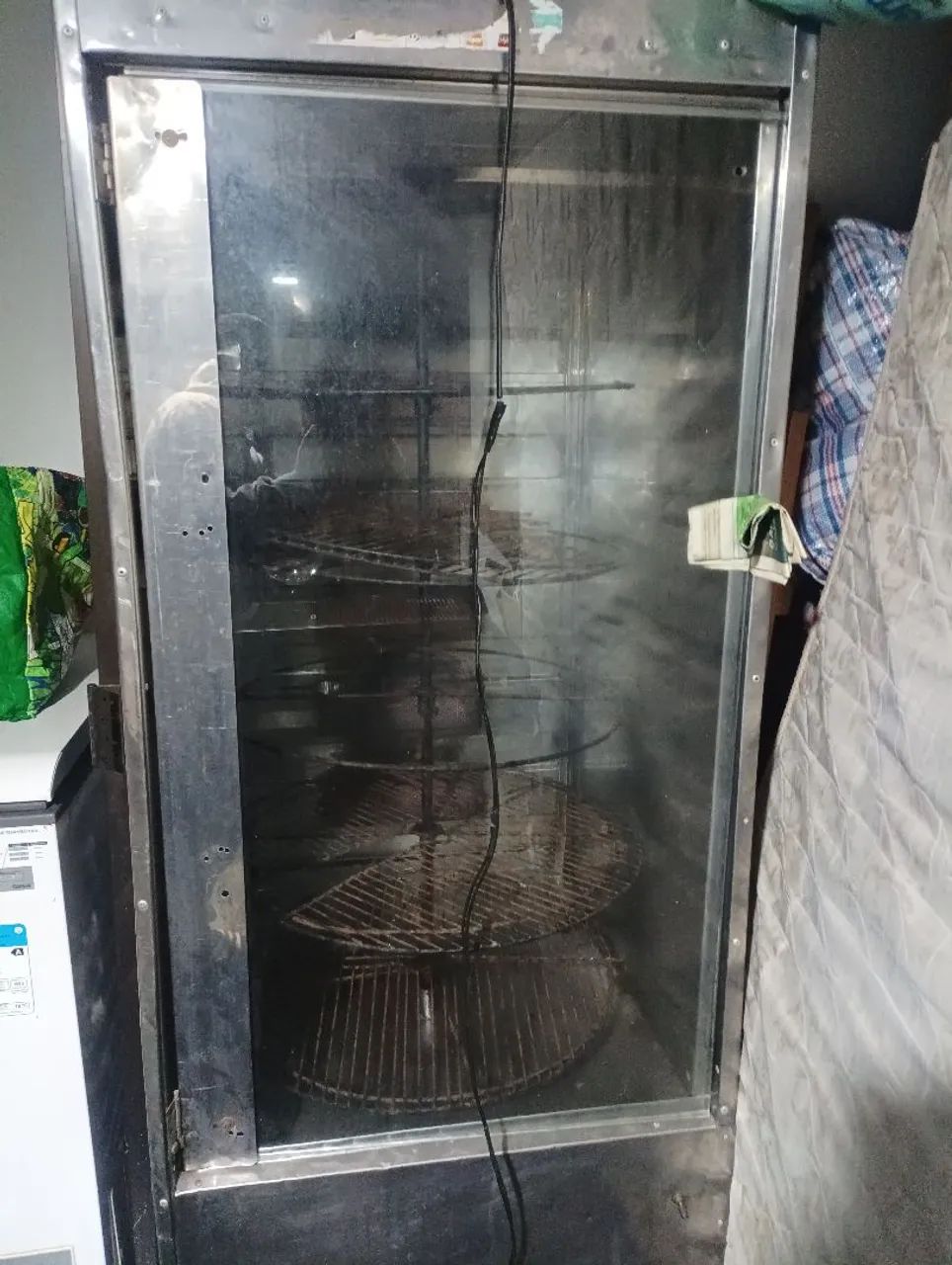 Máquina de Assar frango + queimadores novos na caixa
