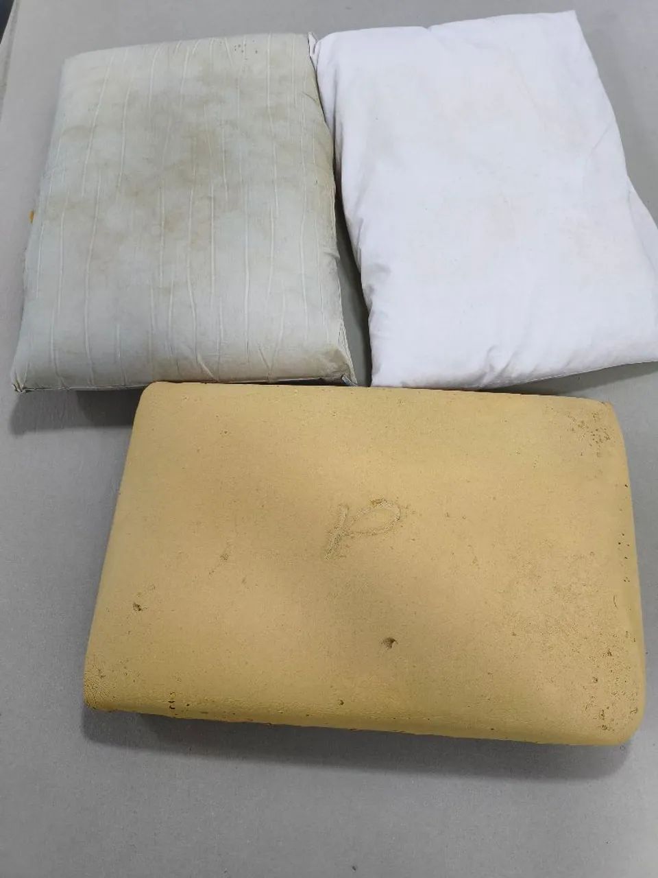 CAMA+3 Travesseiros,roupa de cama e coberta - Foto 5