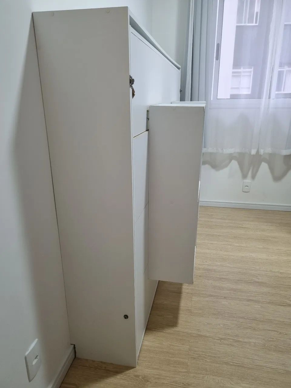 Cama de casal retrátil com prateleiras - Foto 5