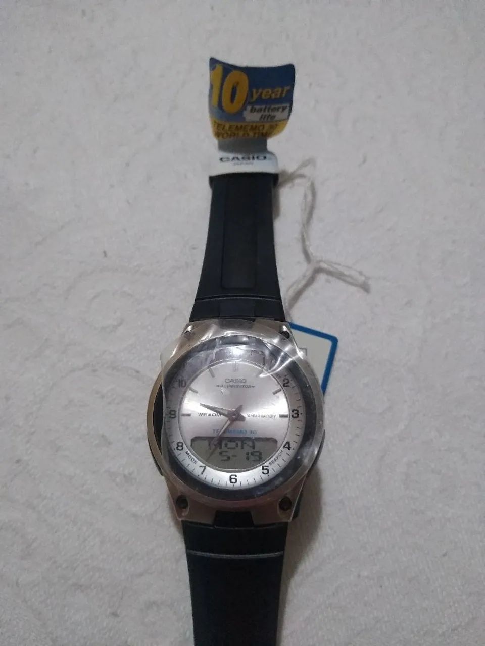 Relógio  analógico e digital CASIO ILUMINATOR 