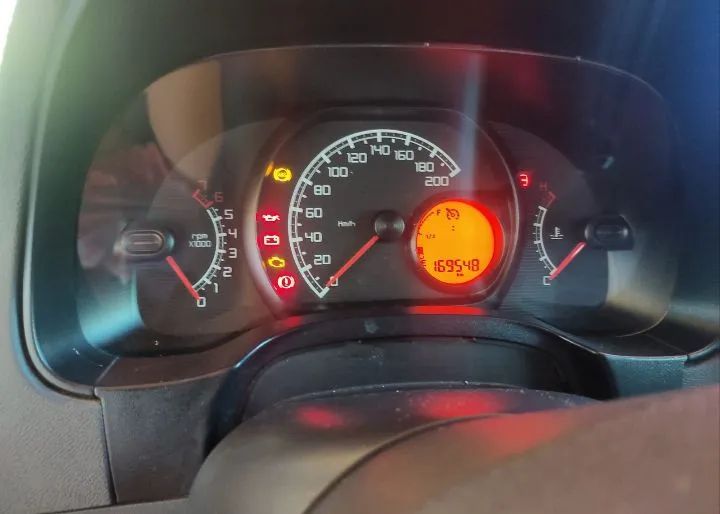 Fiat Strada Working 1.4 MPI Fire Flex 8V CS 2015 - Foto 5