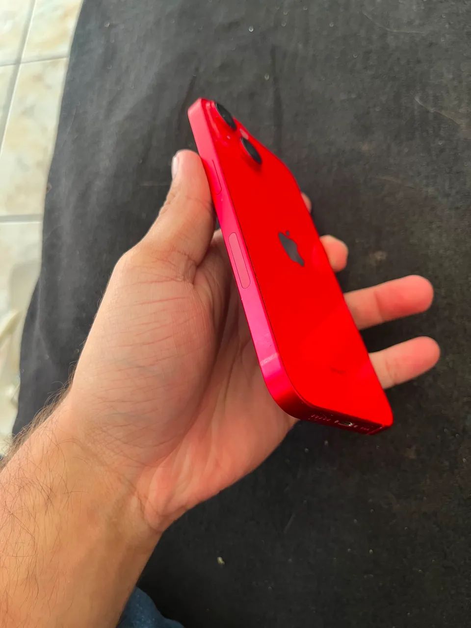iPhone 14 red 128 gb ?