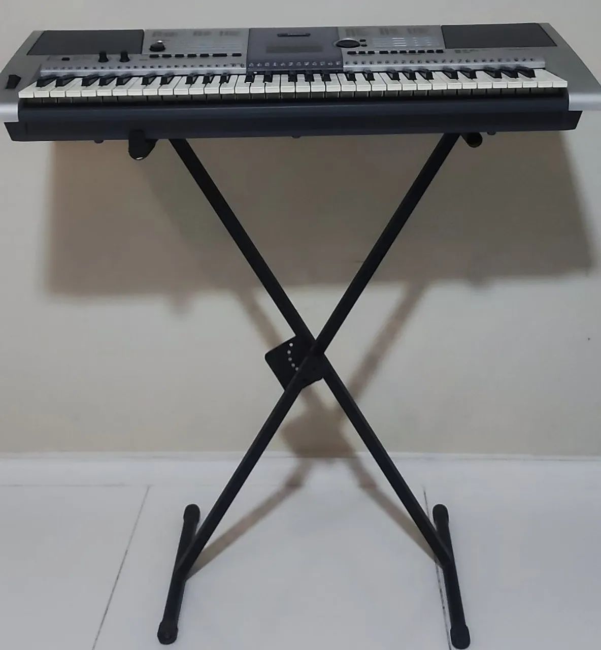 Teclado Yamaha PSR E403