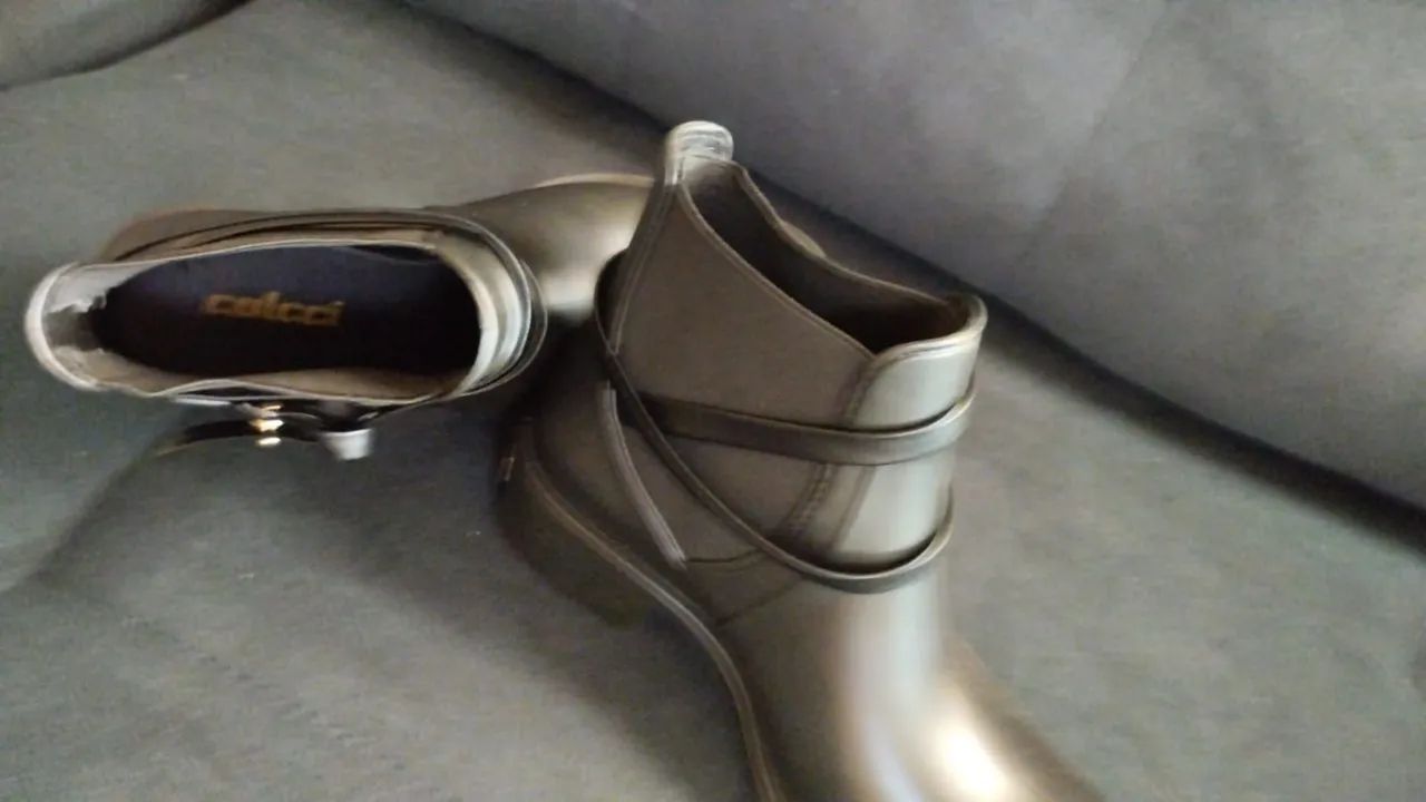Bota Colcci n-37-38 - Foto 3