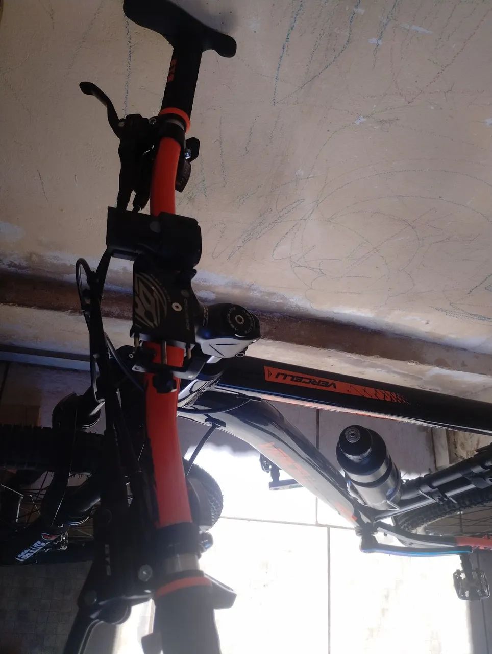 Vende se baike de competição 29  - Foto 5