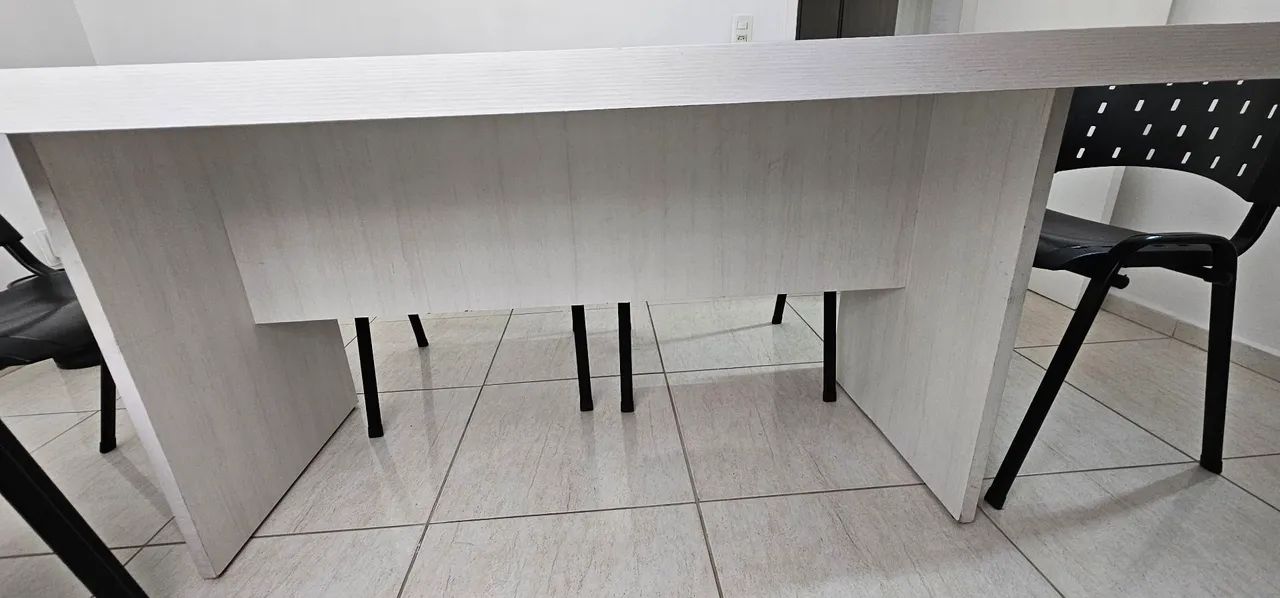 Mesa de reunião  - Foto 2