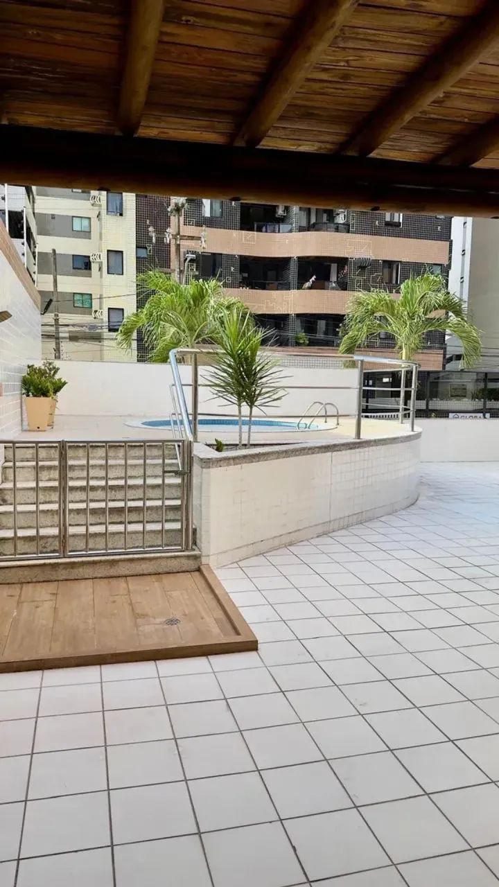 vendo apartamento 3 quartos no edificio via Grandesso ponta verde - Foto 4