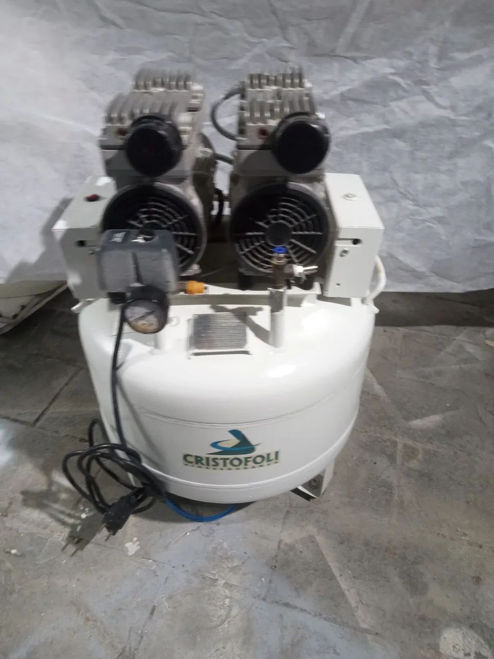 Compressor odontológico  - Foto 2