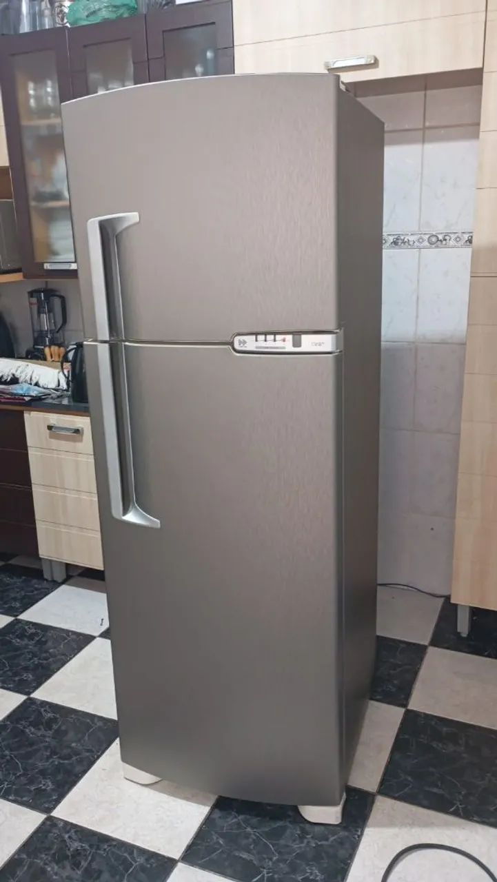  Envelopamento Automotivo e Decorativo - Foto 5