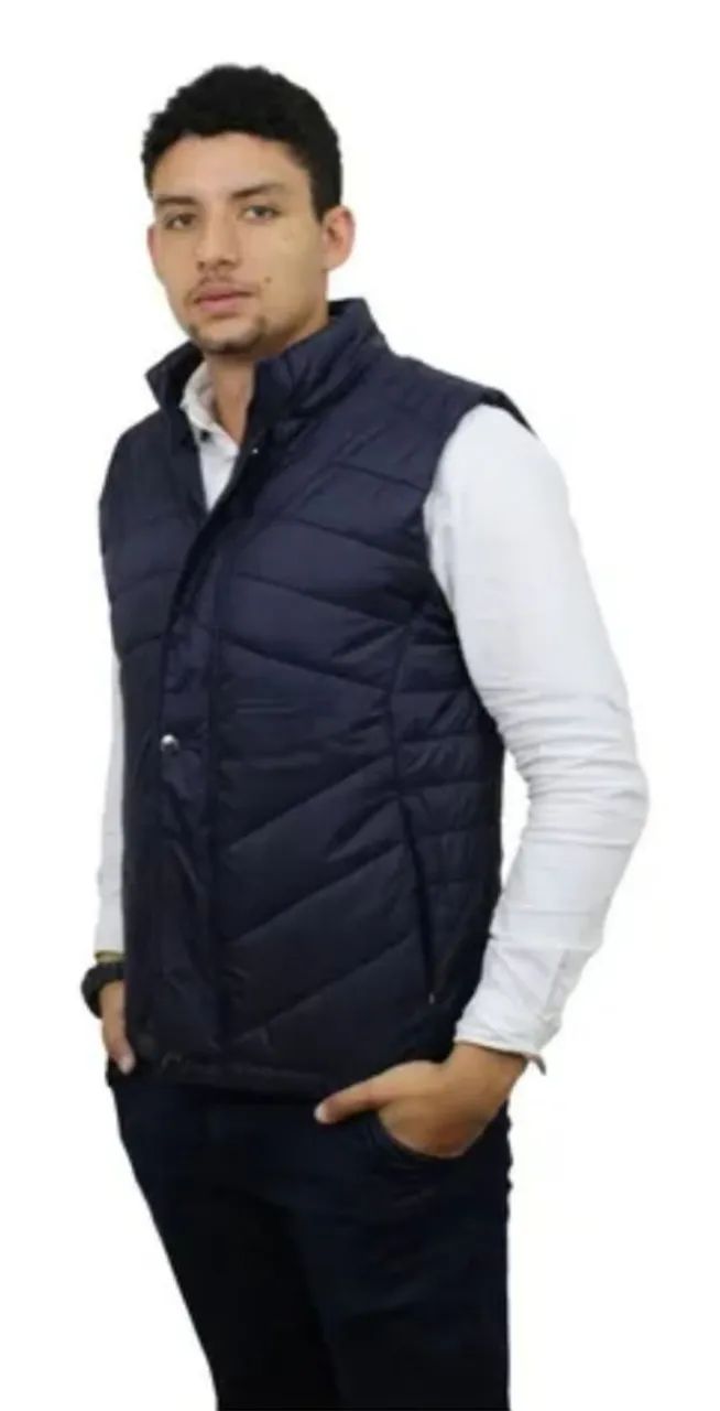 Vendo jaqueta acolchoada puffer tamanho 38 a 40 - Foto 3