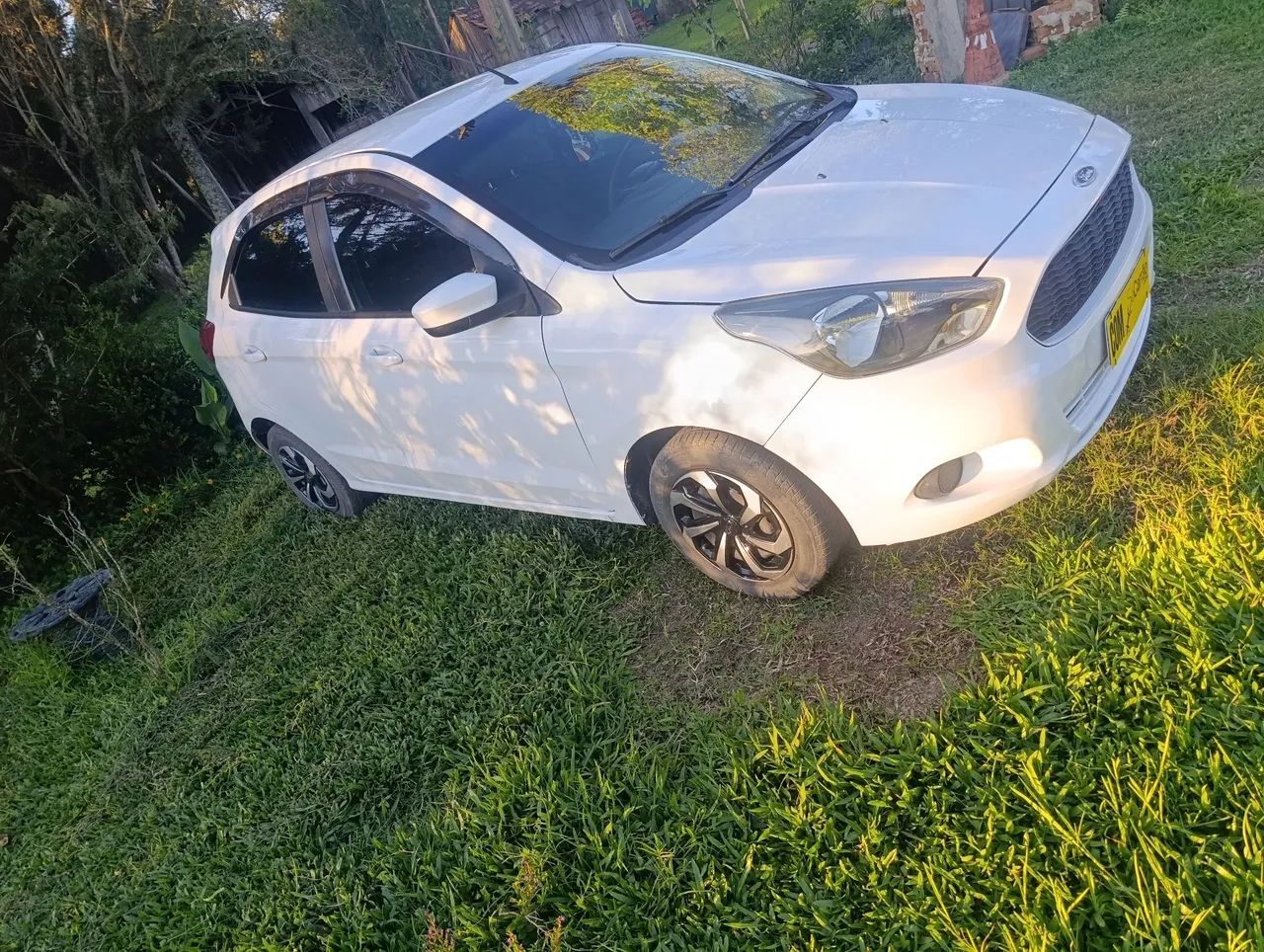 Ford Ka 1.0 SE/SE PLUS TIVCT FLEX 5P 2016