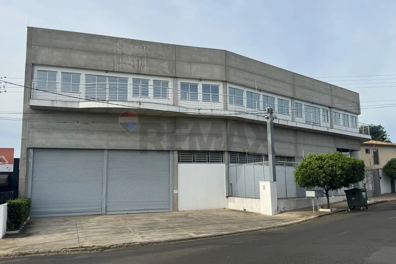 Prédio Comercial/Industrial com 3 Pavimentos, Pé-Direito de 6,20m e Infraestrutura Complet - Foto 2