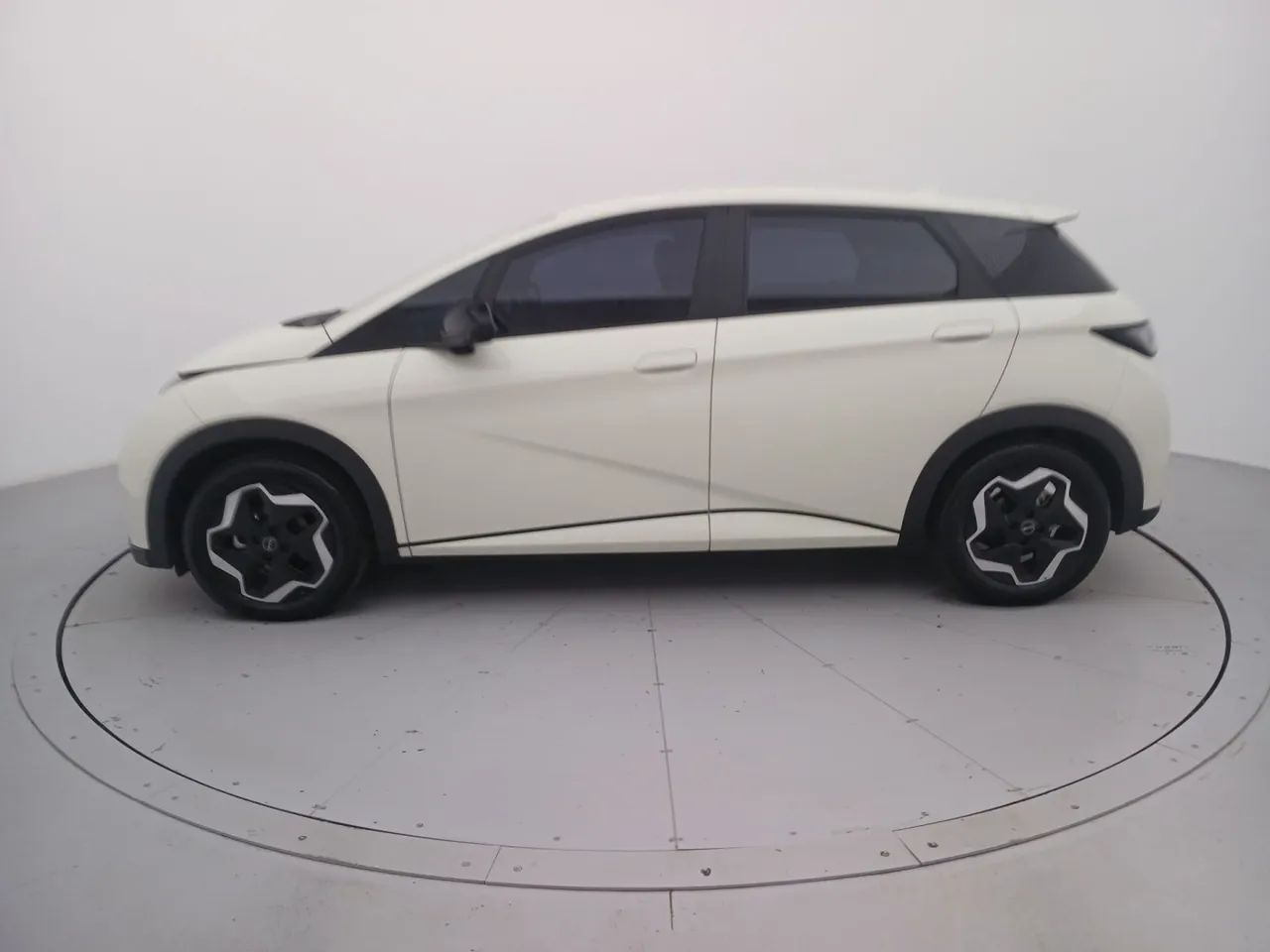 BYD Dolphin EV (Elétrico) 2026 - Foto 2