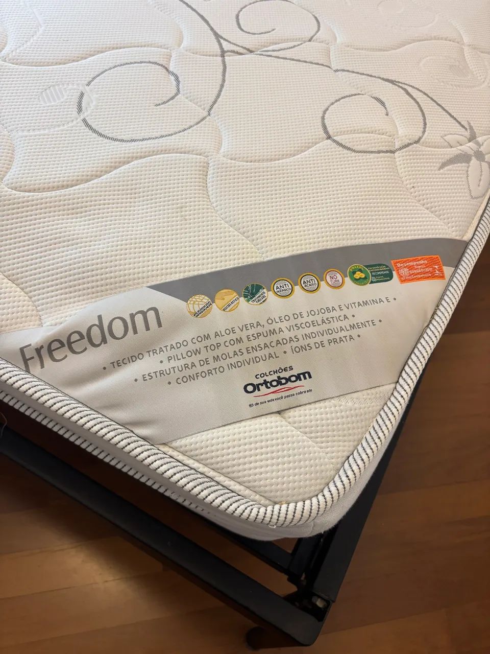 1 Cama casal Queen size de ferro c/colchão - Foto 3