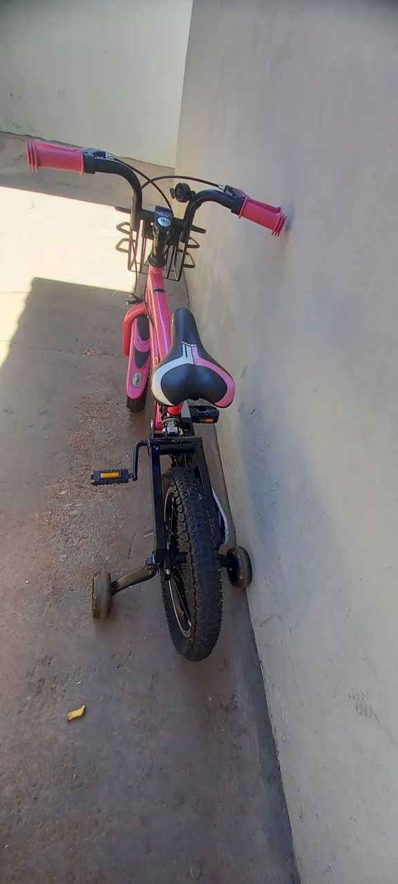 Bicicleta menina