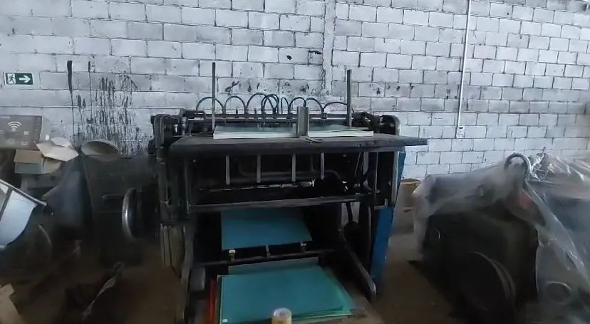 220 Corte e Vinco Automático Cilindrica Brevettata Formato 73 x 53 cm, Maquina Interior de - Foto 4