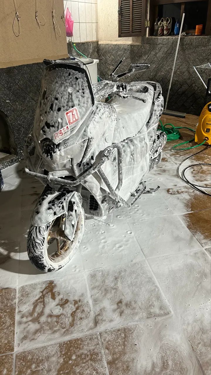 NMax 2025 preto impecável 