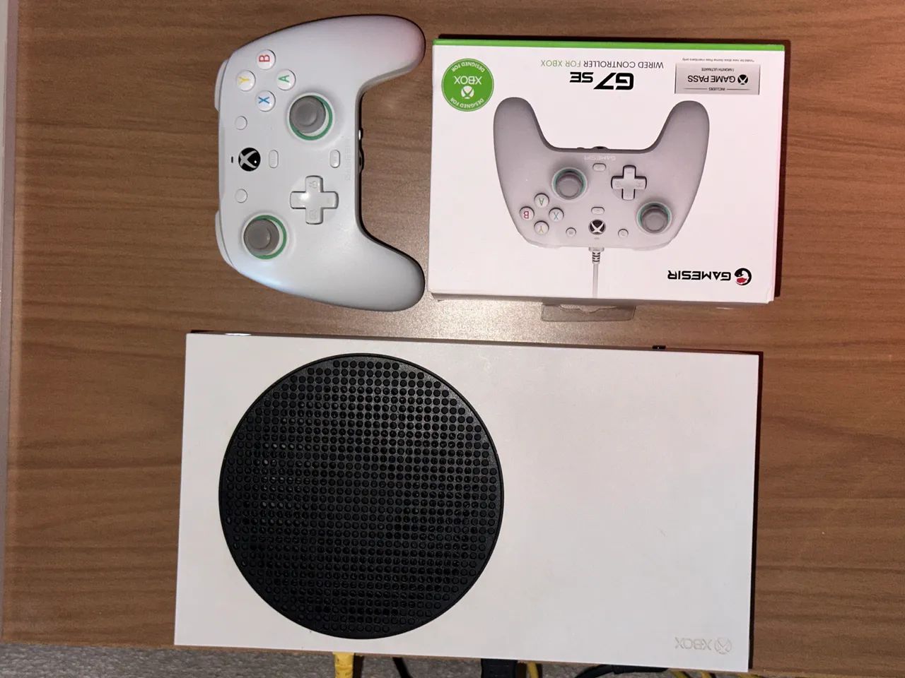 Xbox Series S + 2 Controles (Original + GameSir G7) - Ótimo Estado - Foto 4