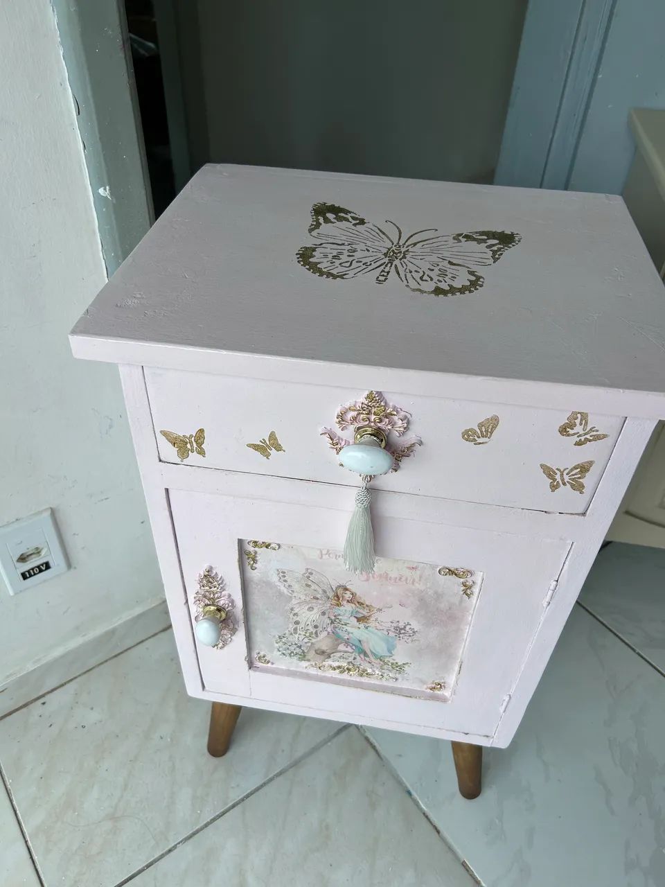 MESA DE CABECEIRA PROVENÇAL DELICADA E EXCLUSIVA - Foto 4