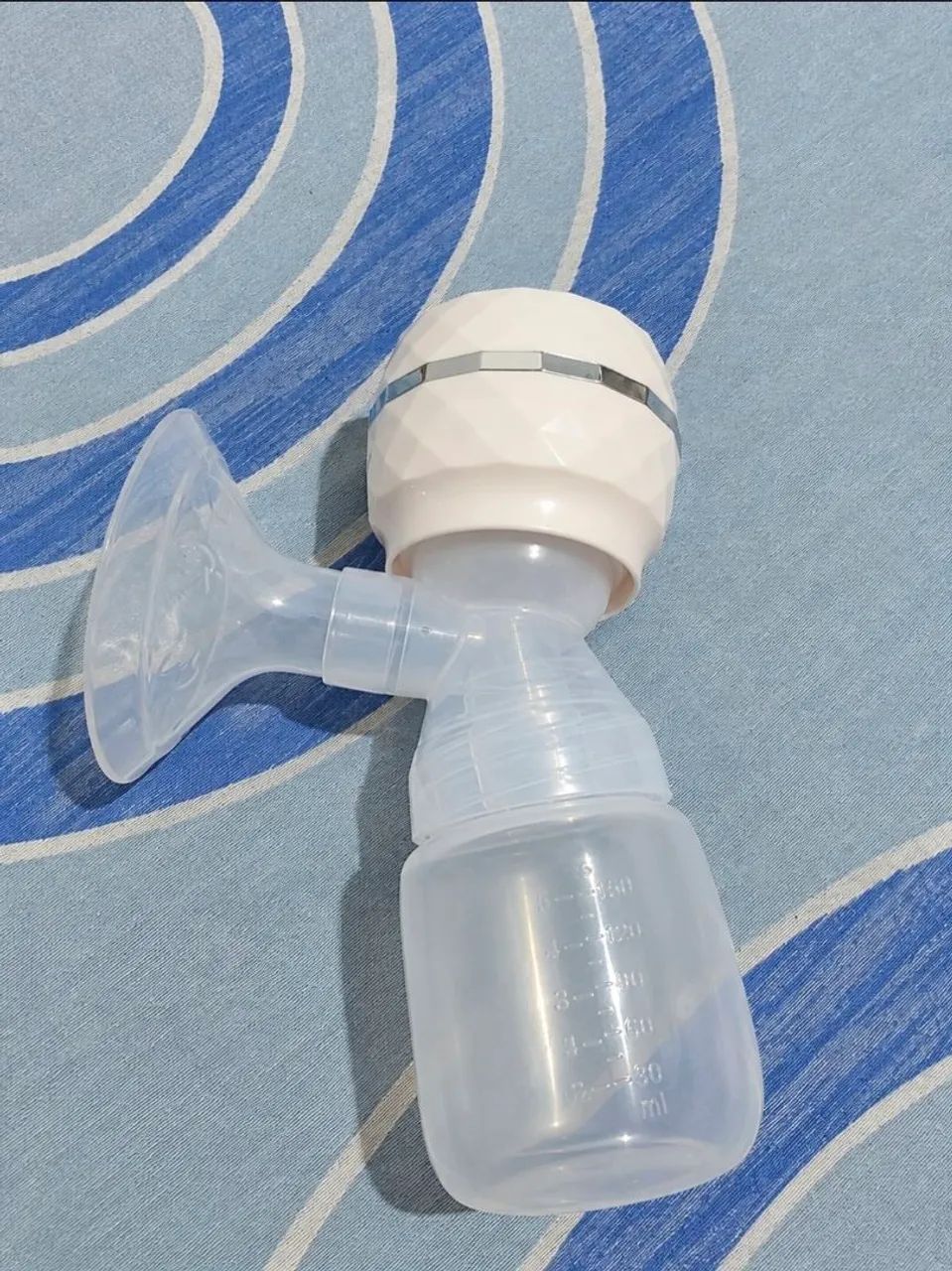 vendo bombinha elétrica de tirar leite  - Foto 4