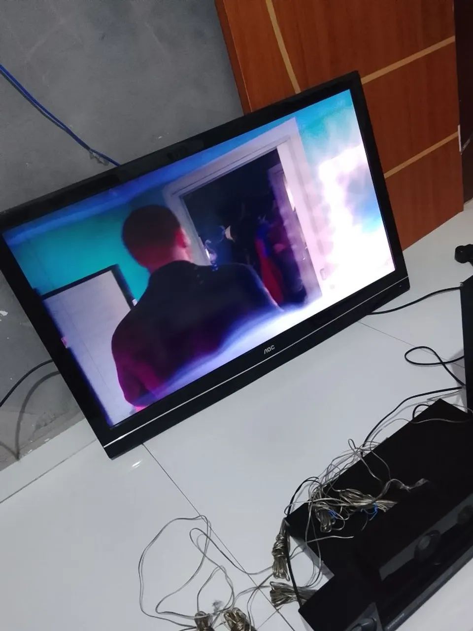 Tv AOC 43 polegadas funcionando porém mancha na tela - Foto 5