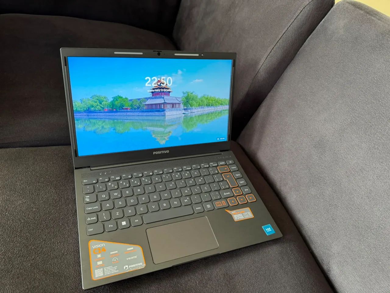 Notebook positivo c14