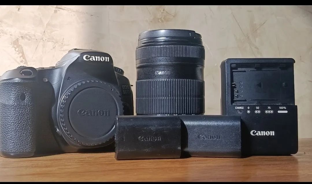 Câmera 60D + acessórios  - Foto 4