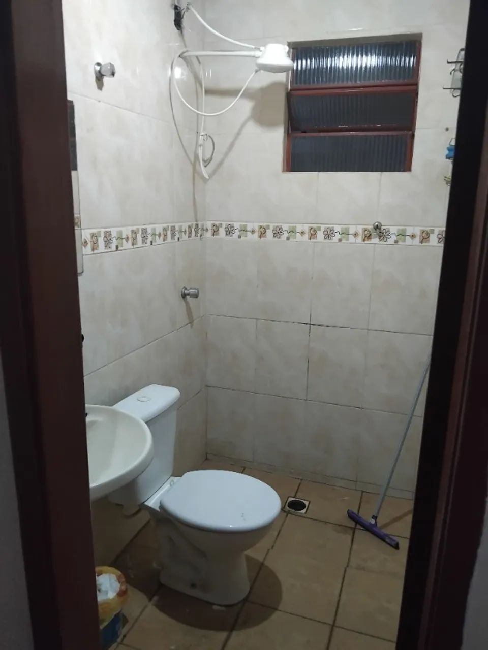 ALUGO QUARTO CASA TERREA - Foto 2