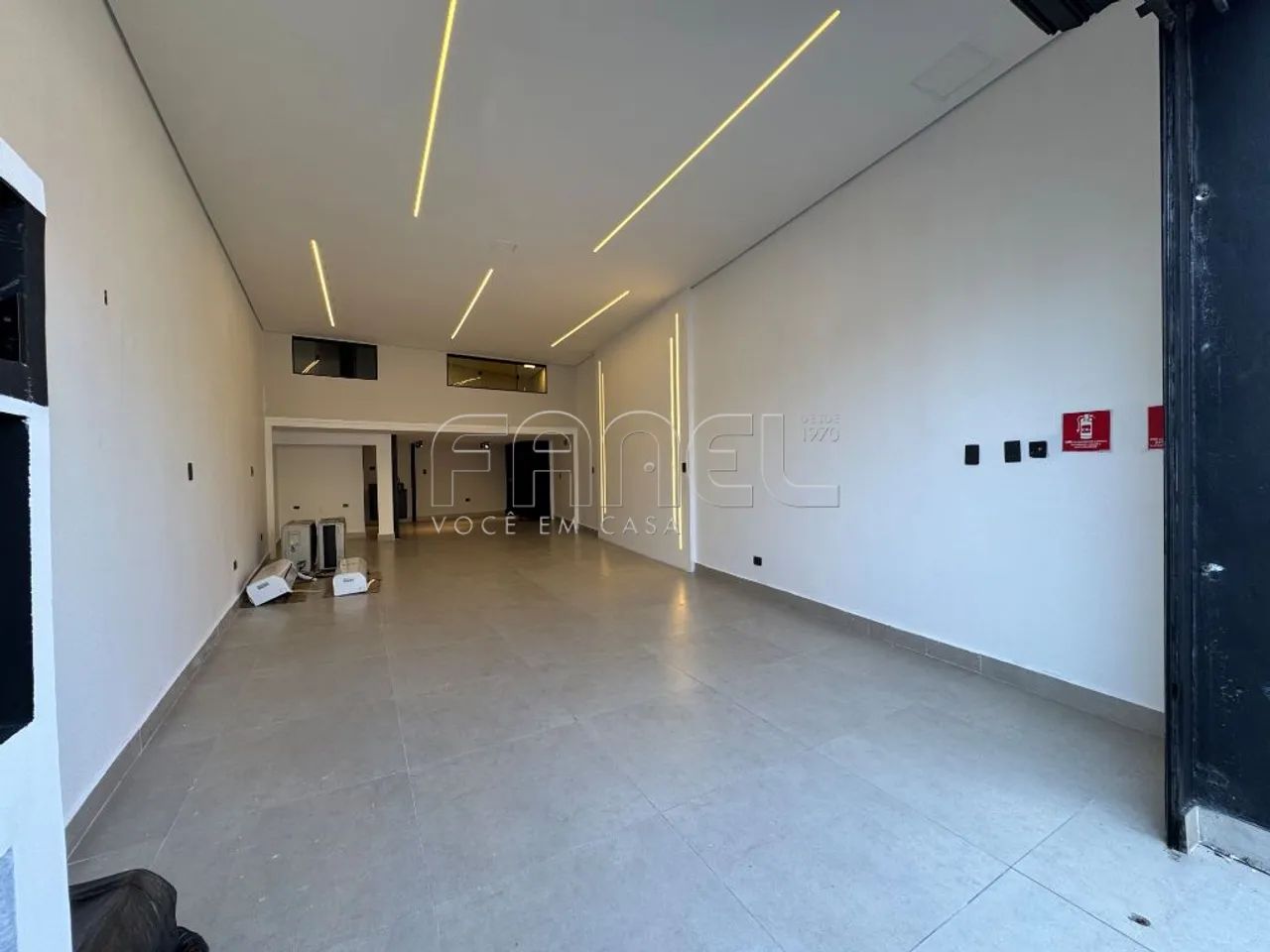 Loja Comercial com 2 vagas perto Metrô Vila Sônia. - Foto 4
