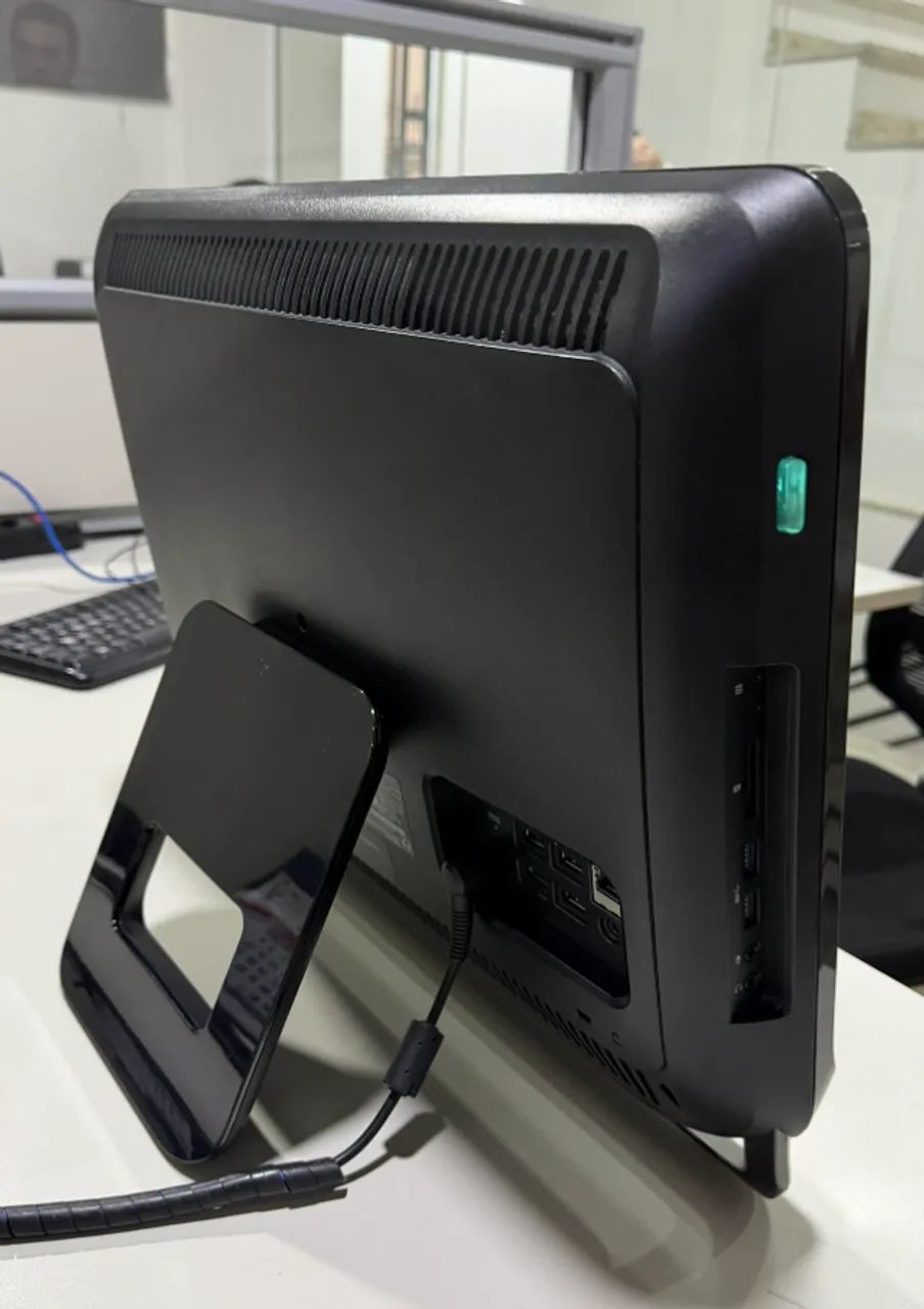 HP 18 ALL IN ONE - Foto 2