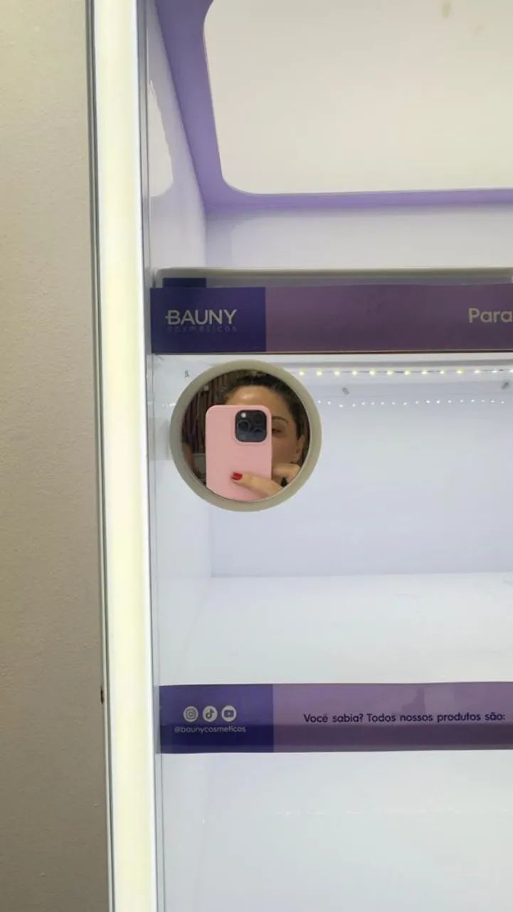 Expositor Bauny cosméticos 