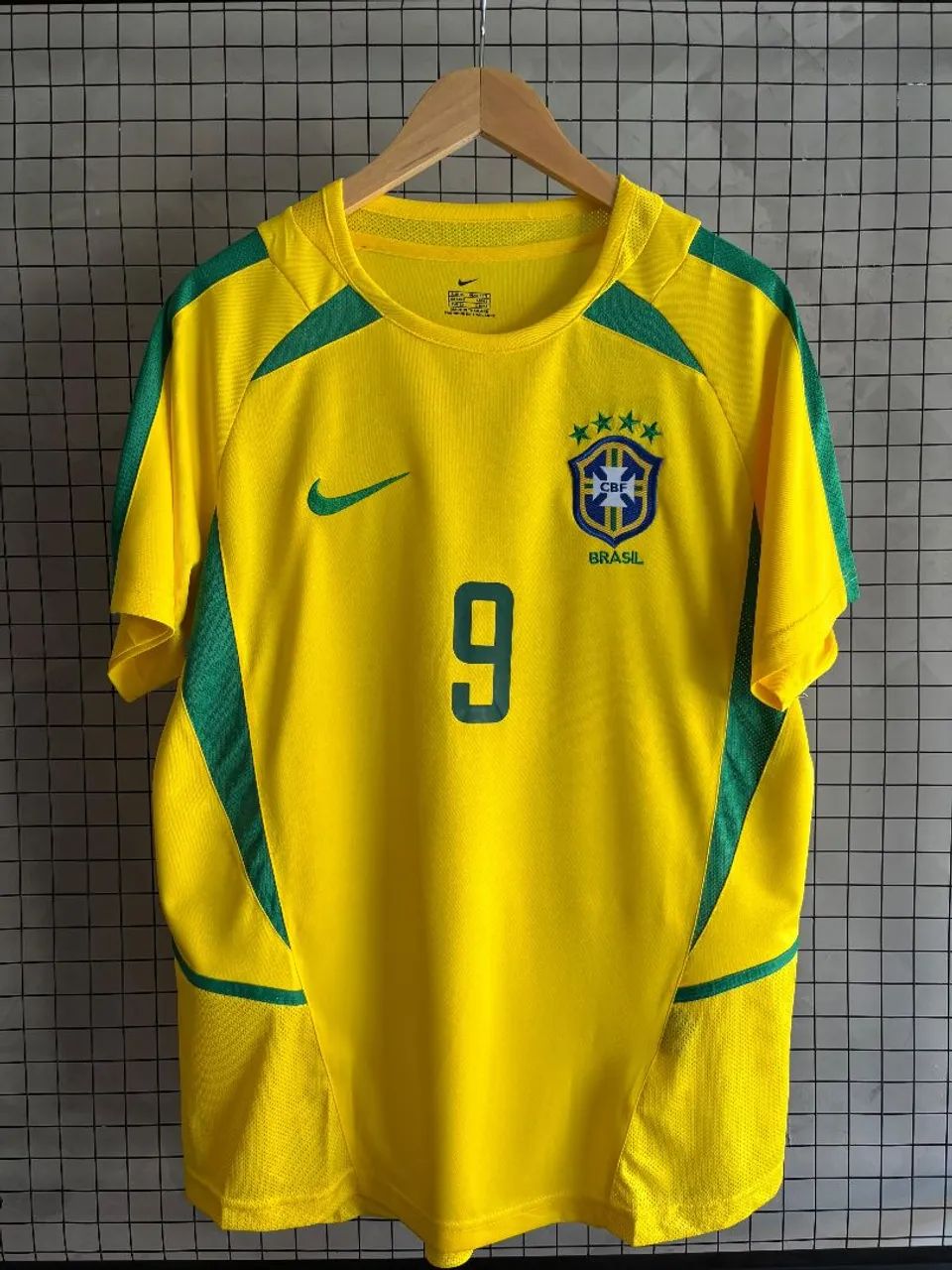 Camisa retro da seleção  - Foto 4