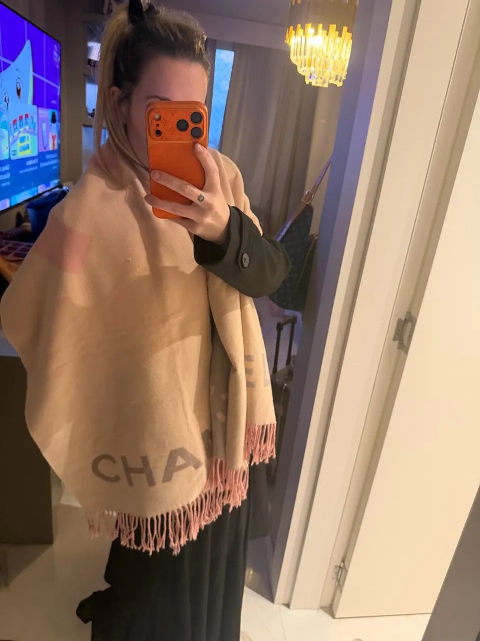 BAIXAR VALOR SÓ HOJE! Imperdível Pashmina lã CHANEL!    - Foto 2