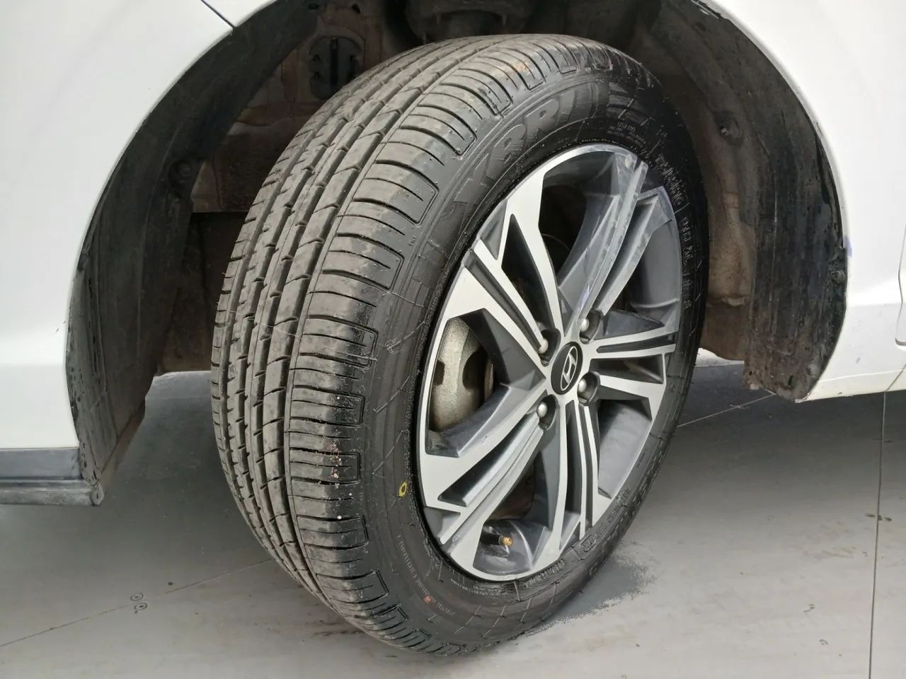 Hyundai HB20S Comfort 1.0 TB Flex 12V Aut., foto 11 de 18